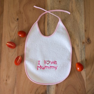 Σαλιάρα με κέντημα "I Love Mummy" - Luluka